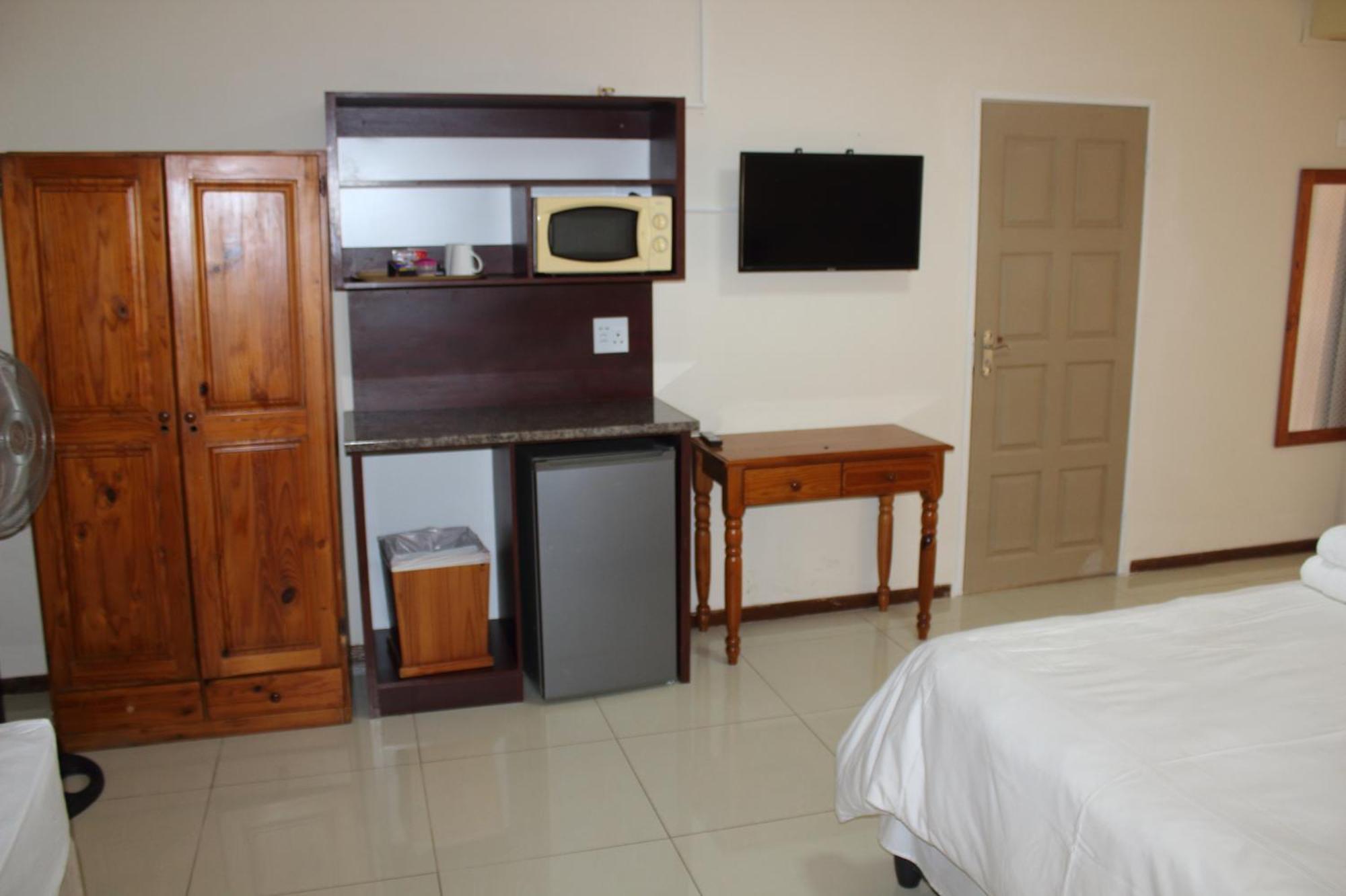 Purple Olive Guest House Pretoria-Noord Exteriör bild