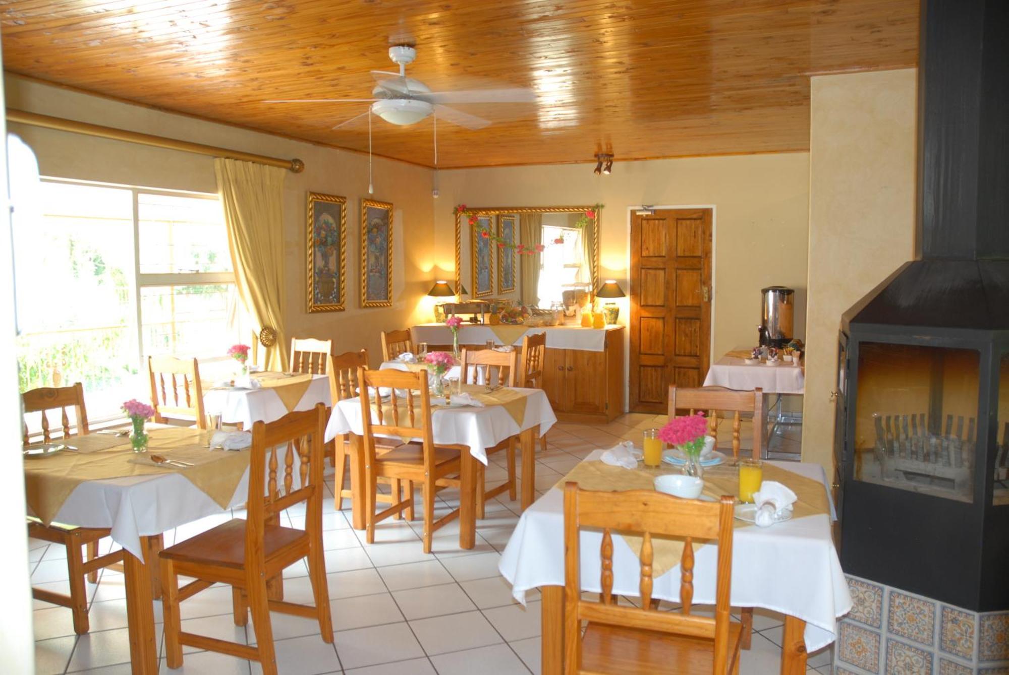 Purple Olive Guest House Pretoria-Noord Exteriör bild