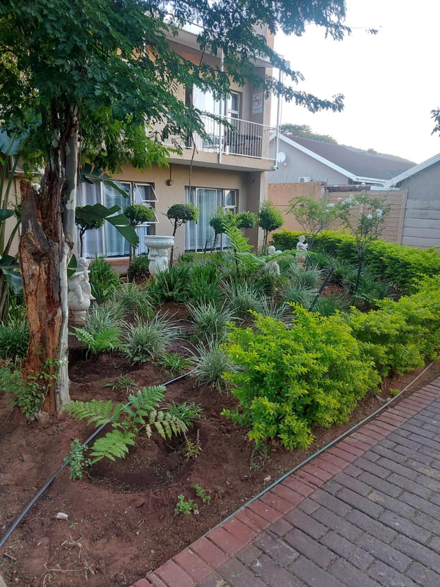 Purple Olive Guest House Pretoria-Noord Exteriör bild